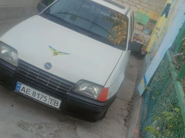 Авто Opel Kadett 1987 № 8754163