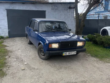Авто ВАЗ 2107 2004 № 8754175