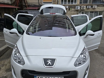 Авто Peugeot 308 2011 № 8754189