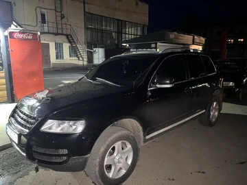 Авто Volkswagen Touareg 2005 № 8754304