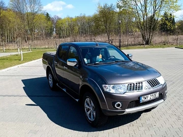Авто Mitsubishi L 200 2009 № 8754413