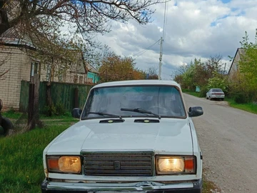 Авто ВАЗ 2107 1995 № 8754587