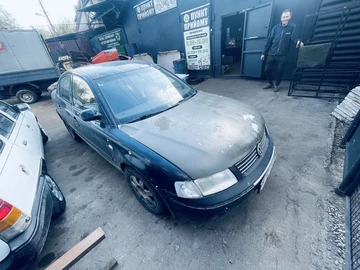 Авто Volkswagen Passat Sedan 2002 № 8754636