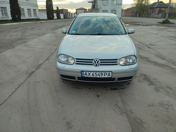 Авто Volkswagen Golf 2001 № 8754789