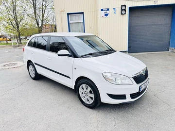 Авто Skoda Fabia 2013 № 8754839
