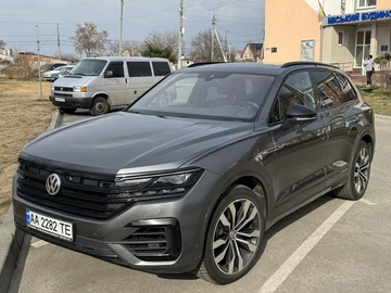 Авто Volkswagen Touareg 2018 № 8754865