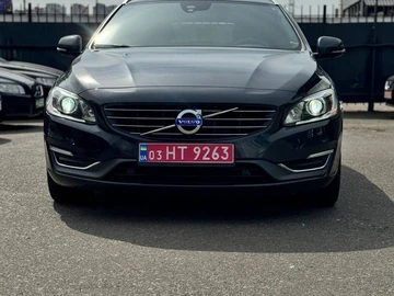 Авто Volvo V60 2015 № 8755269