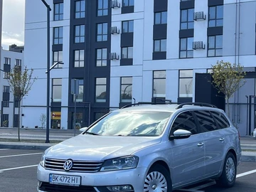 Авто Volkswagen Passat Hatchback 2012 № 8755366