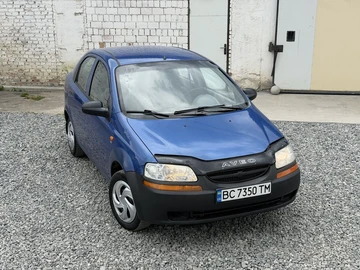 Авто Chevrolet Aveo 2005 № 8755375