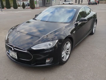 Авто Tesla Model S 2015 № 8755610