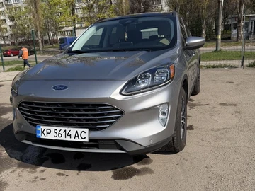 Авто Ford Escape 2022 № 8755950