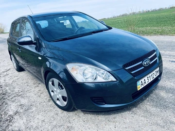 Авто KIA Cee X27 D 2008 № 8755960