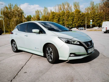 Авто Nissan Leaf 2018 № 8755999