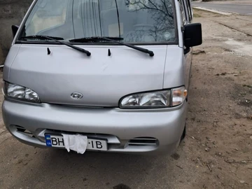 Авто Hyundai H100 2000 № 8756003