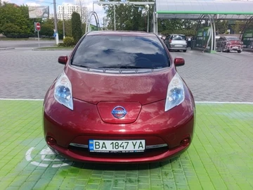 Авто Nissan Leaf 2013 № 8756008