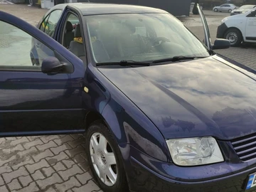 Авто Volkswagen Bora 1999 № 8756068