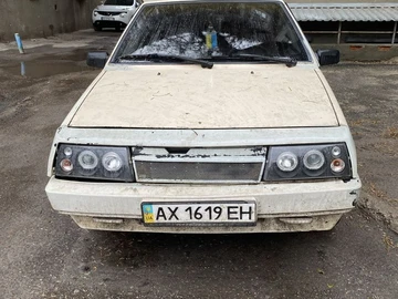 Авто ВАЗ 2109 1988 № 8756069