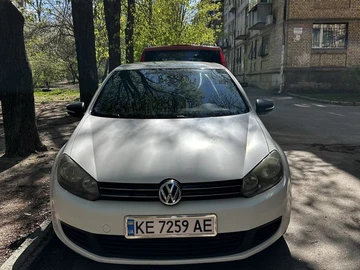 Авто Volkswagen Golf 2010 № 8756293