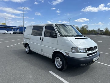 Авто Volkswagen Transporter 2002 № 8756315