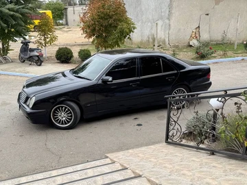 Авто Mercedes E Серия 2002 № 8756346