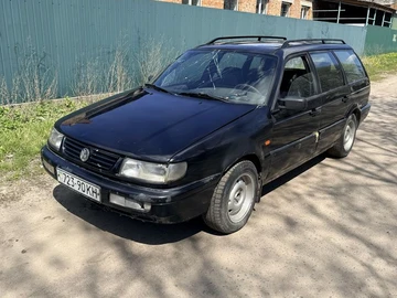 Авто Volkswagen Passat Variant 1989 № 8756365
