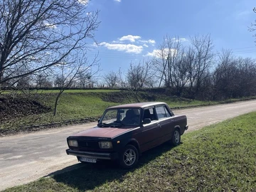 Авто ВАЗ 2105 1987 № 8756377