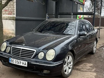 Авто Mercedes Mb 2000 № 8756344