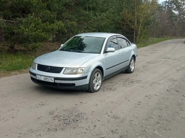 Авто Volkswagen Passat Sedan 1997 № 8756449