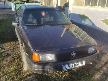 Авто Volkswagen Passat Sedan 1992 № 8756461