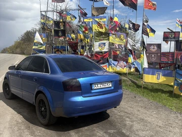 Авто Audi A4 2000 № 8756481