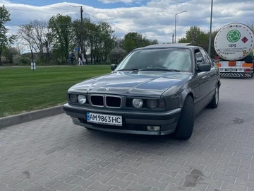 Авто BMW 5 Серия 1990 № 8756699