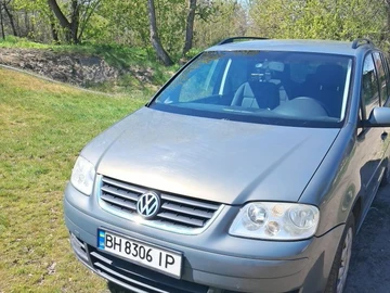 Авто Volkswagen Touran 2005 № 8756725