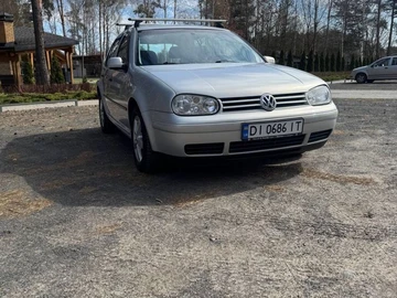 Авто Volkswagen Golf 1999 № 8756740