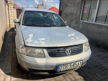 Авто Volkswagen Passat Sedan 1999 № 8756903