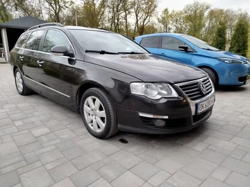 Авто Volkswagen Passat Variant 2006 № 8756916