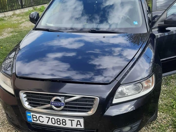 Авто Volvo V50 2011 № 8757060
