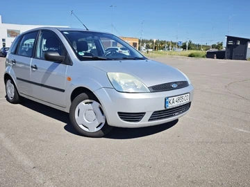 Авто Ford Fiesta 2004 № 8757074