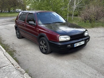Авто Volkswagen Golf 1997 № 8757219