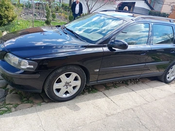 Авто Volvo V70 2002 № 8757239