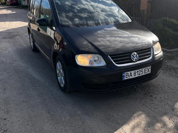 Авто Volkswagen Touran 2006 № 8757246