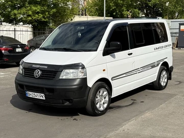 Авто Volkswagen Transporter 2004 № 8757291