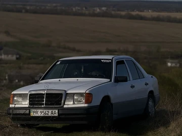 Авто Mercedes 230 1988 № 8757581