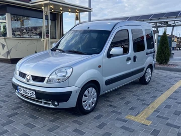 Авто Renault Kangoo Passenger 2004 № 8757782