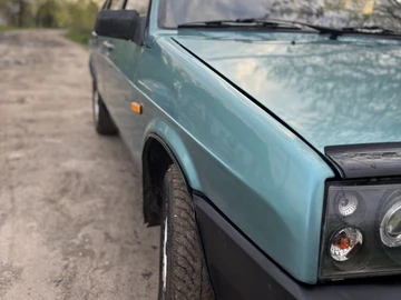Авто ВАЗ 21099 1999 № 8757925