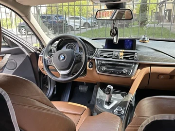 Авто BMW 3 Серия 2012 № 8757952