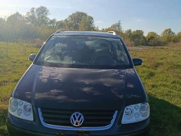 Авто Volkswagen Touran 2006 № 8757955