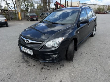 Авто Hyundai I30 2010 № 8757985