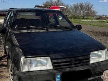 Авто ВАЗ 2109 2002 № 8758026