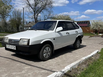 Авто ВАЗ 2109 1992 № 8758115
