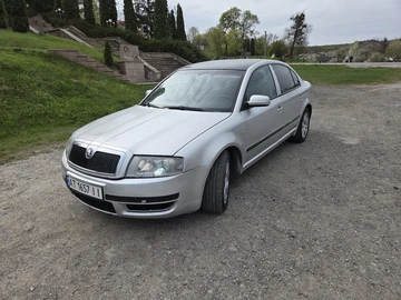 Авто Skoda Superb 2002 № 8758157